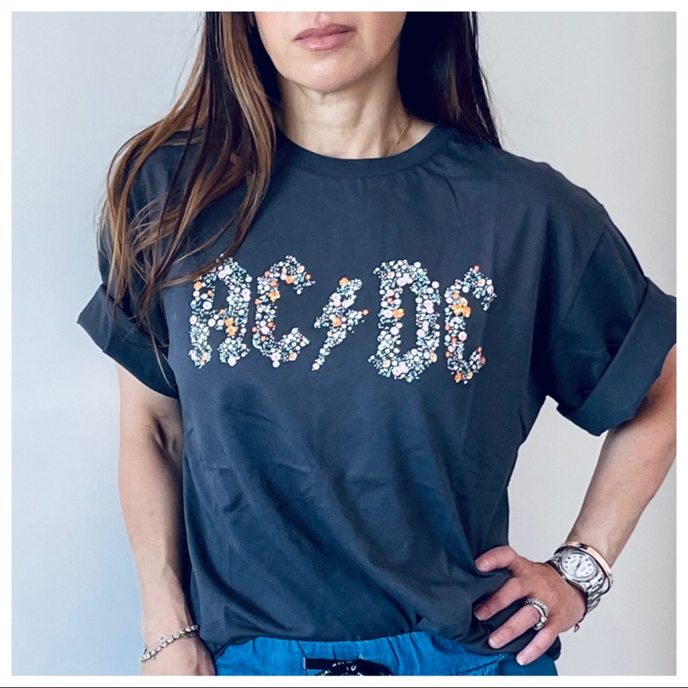 #11 AC DC FLORAL GRAPHIC PARIS TEE - Picture 6 of 7